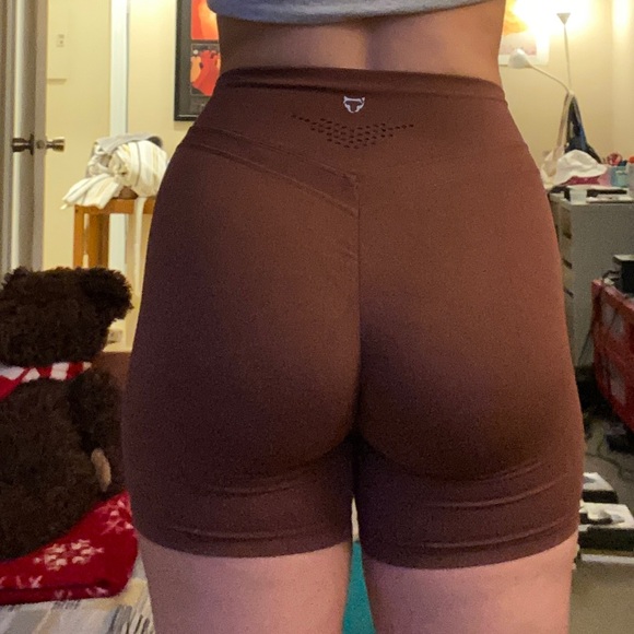 TOM TIGER SHORTS (2)  |  Gym Wear  |  Size S (fits M too) - Picture 4 of 7